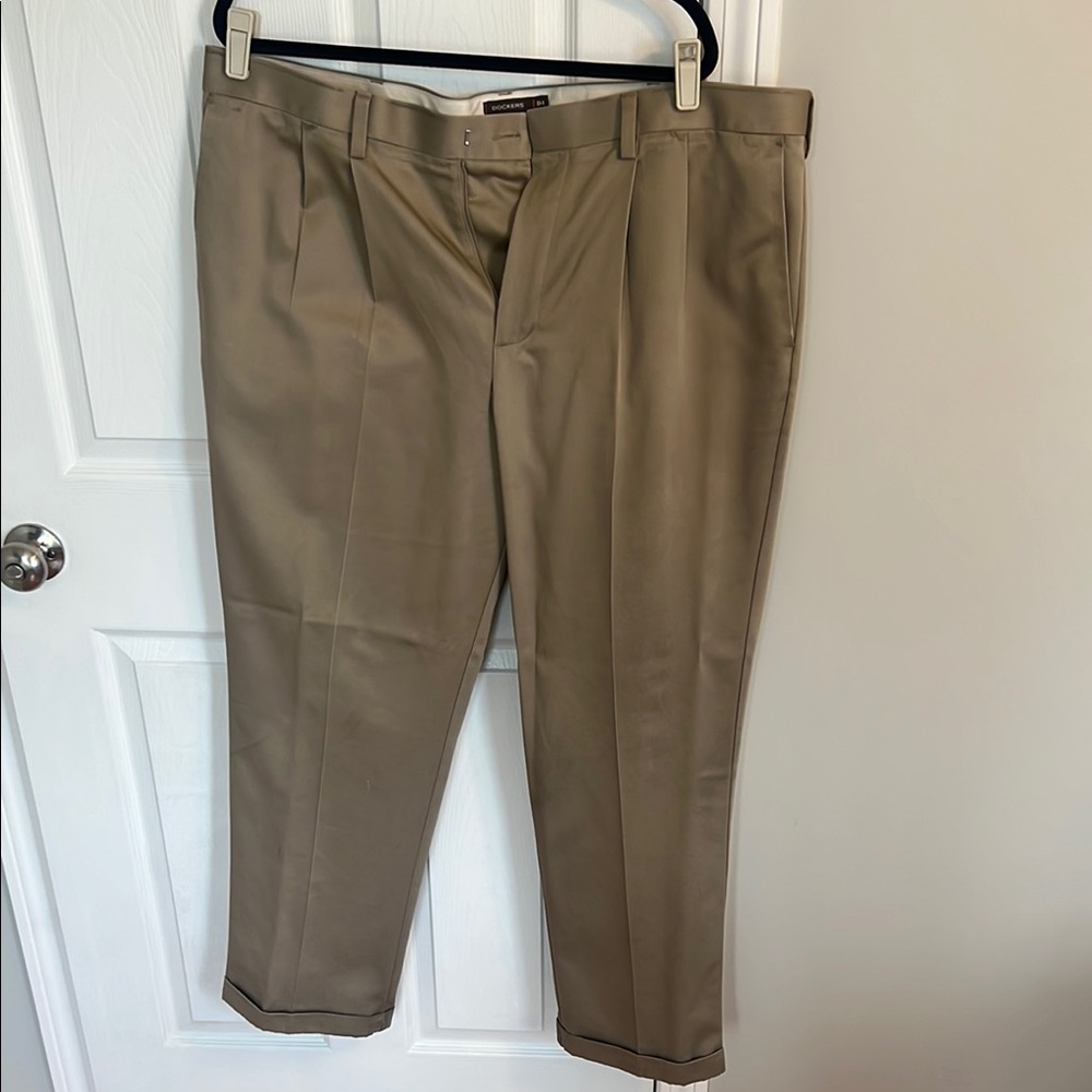 Dockers Tan Chinos Classic Straight Leg